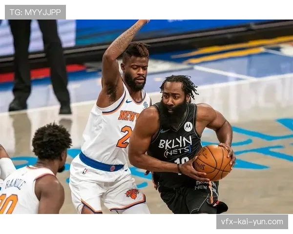 浙江队后防中坚卢卡斯训练中受伤，预计将休战一个月